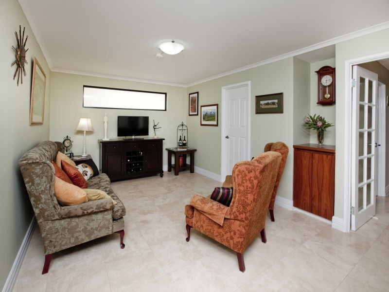 32A Letchworth Centre Avenue, Salter Point WA 6152