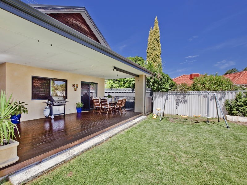 43 Bickley Crescent, Manning WA 6152