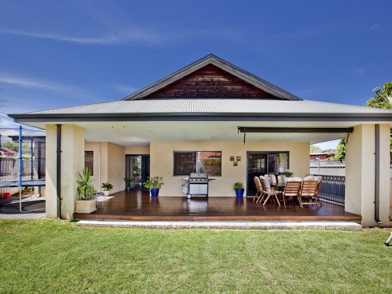 43 Bickley Crescent, Manning WA 6152