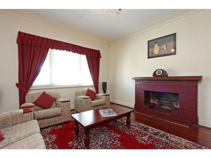 18 Etwell Street, East Victoria Park WA 6101