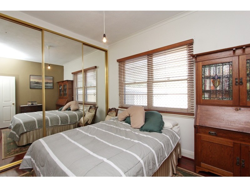 18 Etwell Street, East Victoria Park WA 6101