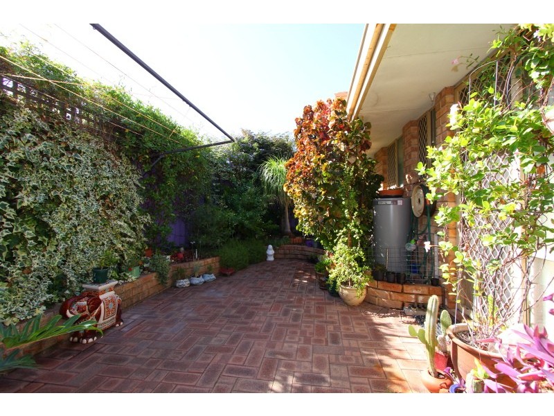 28B Temple Street, Victoria Park WA 6100