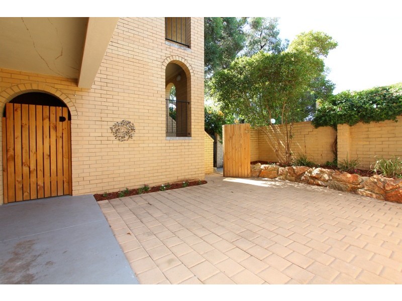 14/3-7 Tenth Avenue, Maylands WA 6051