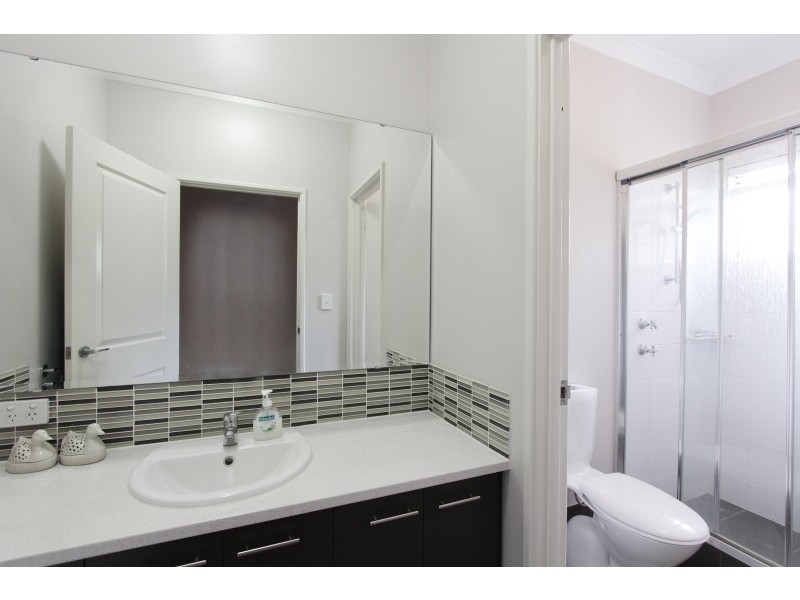 13 Omagh Grove, Waterford WA 6152