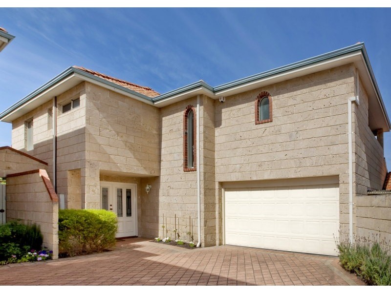 4/15 Renwick Street, South Perth WA 6151