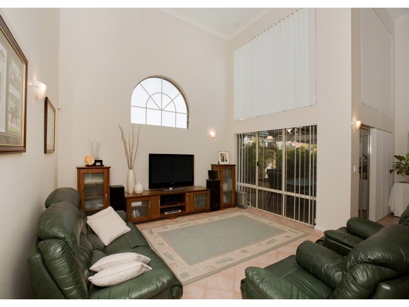 4/15 Renwick Street, South Perth WA 6151