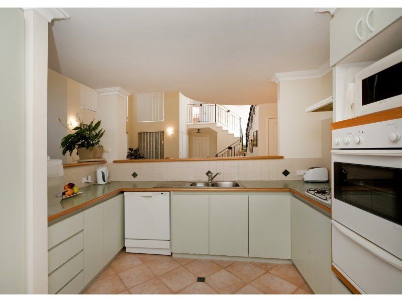 4/15 Renwick Street, South Perth WA 6151