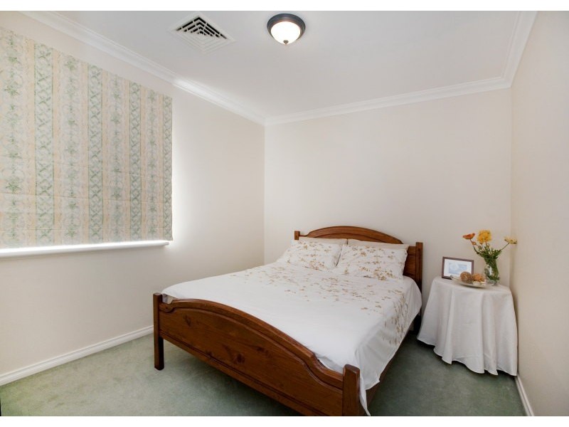 4/15 Renwick Street, South Perth WA 6151