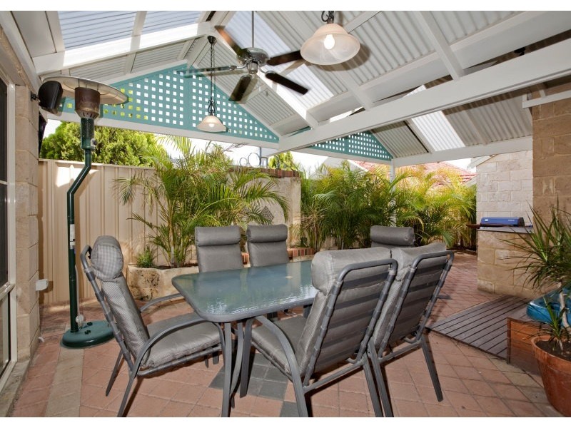 4/15 Renwick Street, South Perth WA 6151