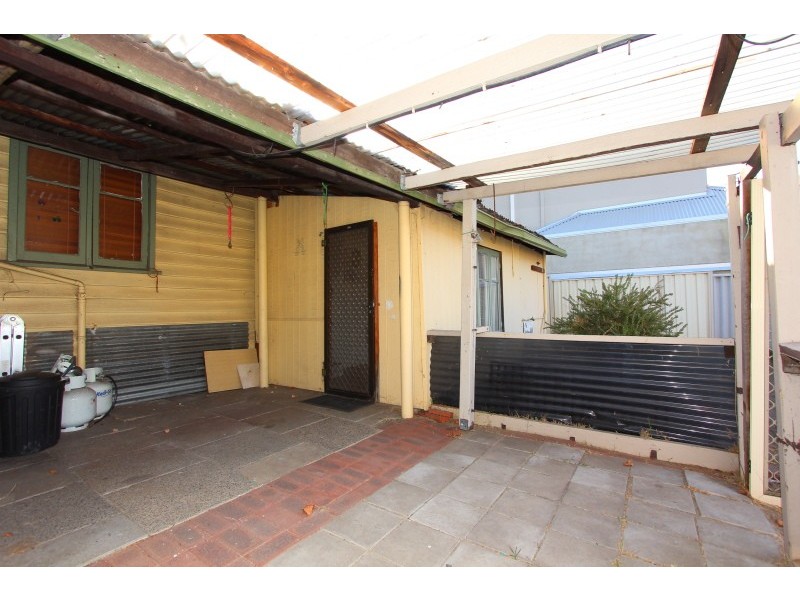 14 Hubert Street, East Victoria Park WA 6101