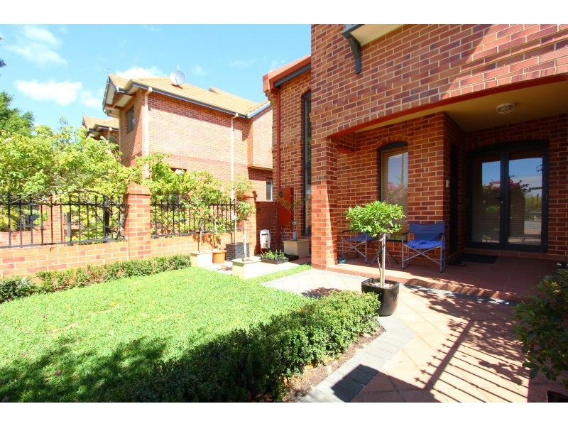 1/35 Kitchener Avenue, Burswood WA 6100