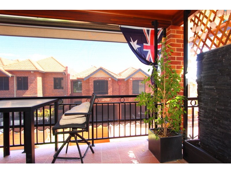 1/35 Kitchener Avenue, Burswood WA 6100