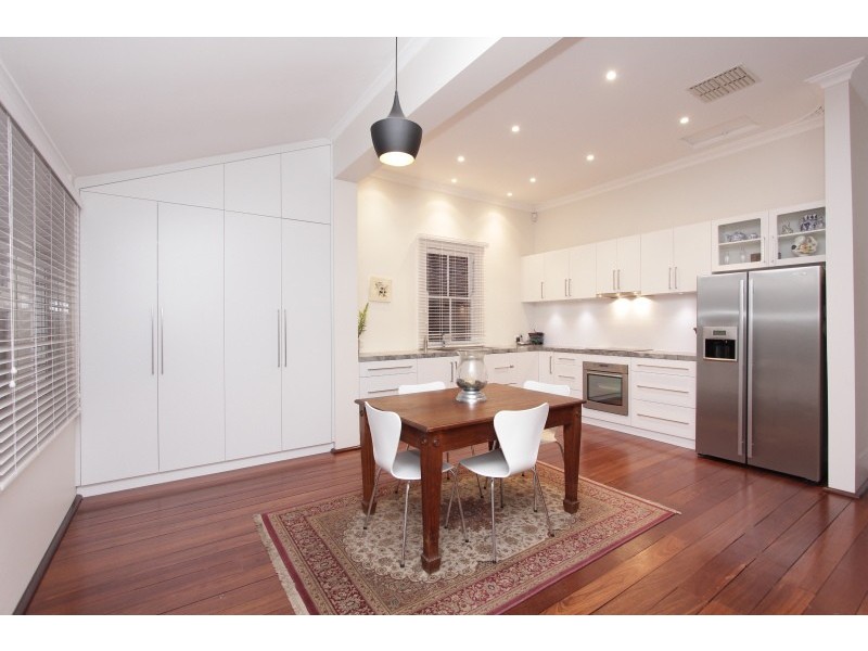 38 Washington Street, Victoria Park WA 6100