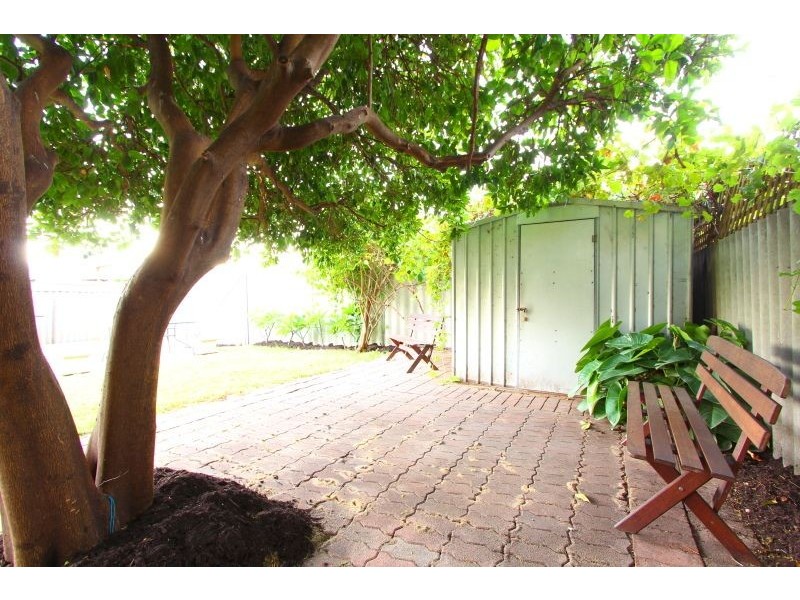 38 Washington Street, Victoria Park WA 6100