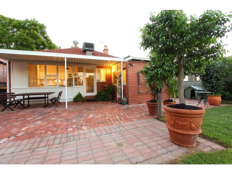 38 Washington Street, Victoria Park WA 6100