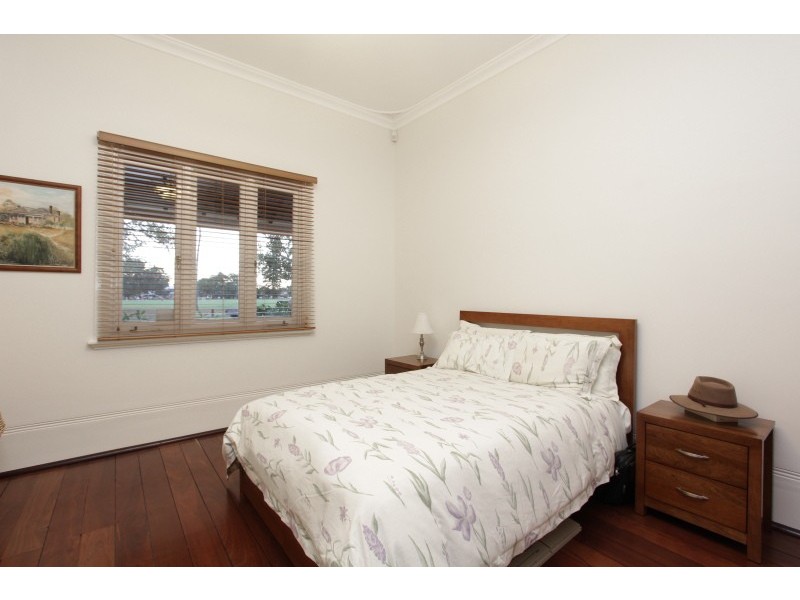 38 Washington Street, Victoria Park WA 6100