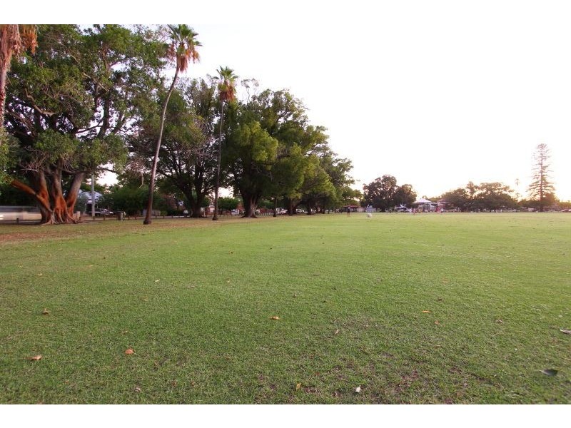 38 Washington Street, Victoria Park WA 6100