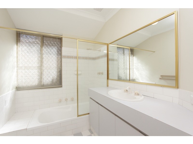 39A Park Street, Como WA 6152