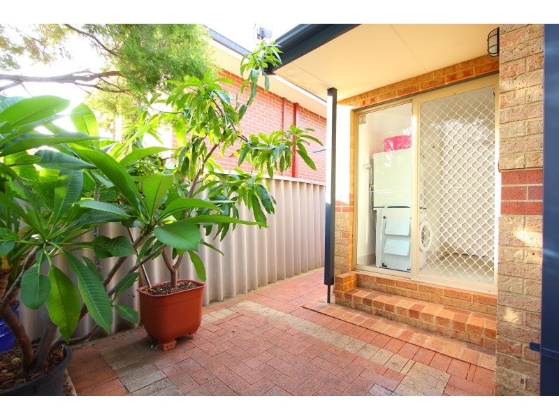 67 Teague Street, Victoria Park WA 6100