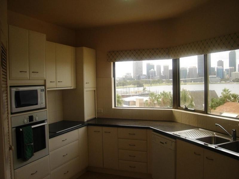 11/1 Queen Street, South Perth WA 6151