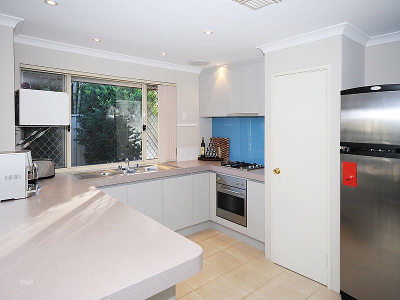 37B Downey Drive, Manning WA 6152