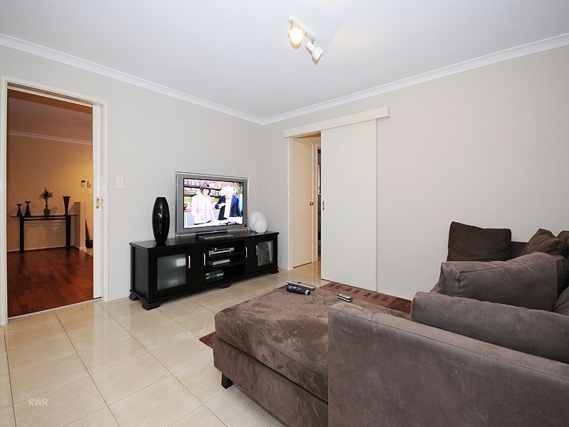 37B Downey Drive, Manning WA 6152