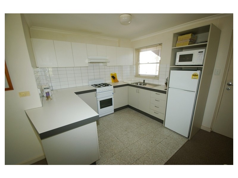 6/106 McDonald Street, Como WA 6152