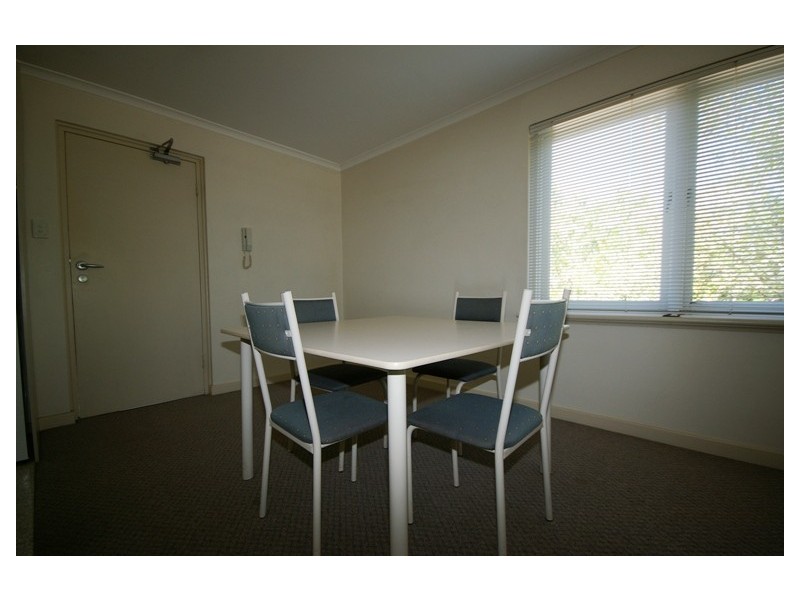 6/106 McDonald Street, Como WA 6152