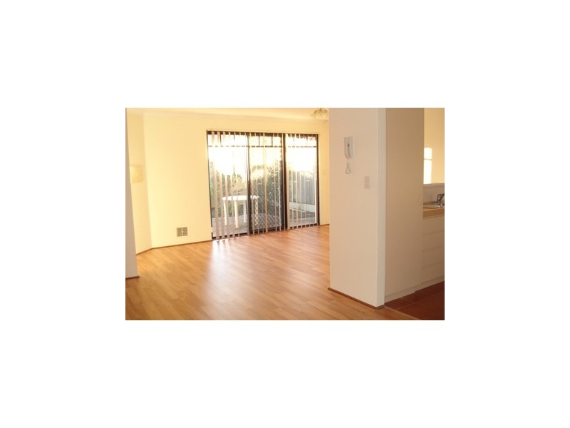 G/8 Warwick Street, St James WA 6102