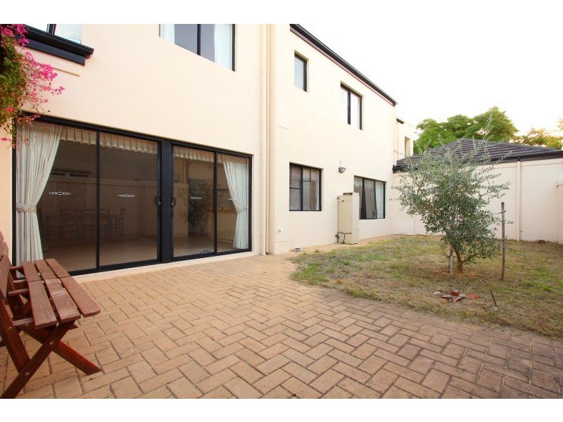 1/46 Strickland Street, South Perth WA 6151