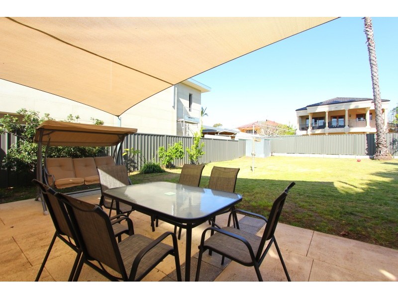 14 Ranelagh Crescent, South Perth WA 6151