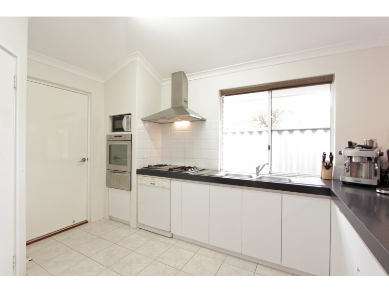 15 Galaxy Way, Carlisle WA 6101