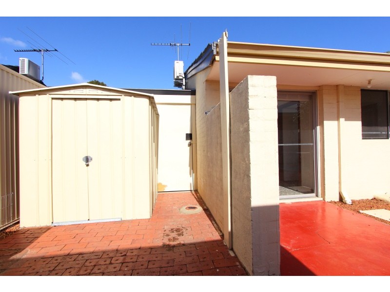 10 Saunders Street, Como WA 6152