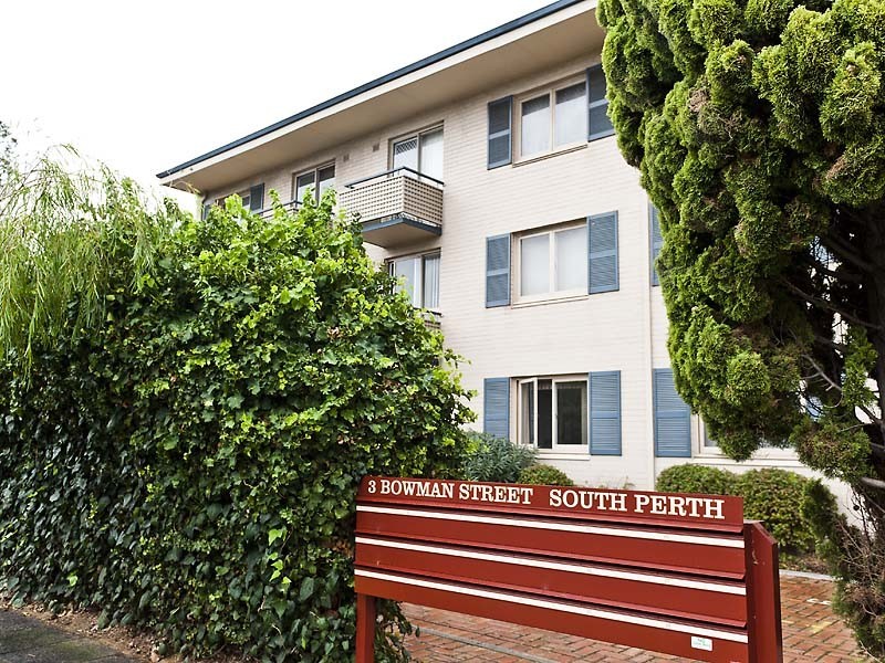 2/3 BOWMAN, South Perth WA 6151