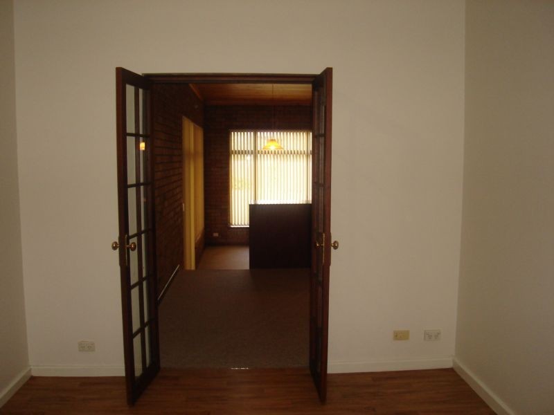 163 Gwenyfred Road, Kensington WA 6151