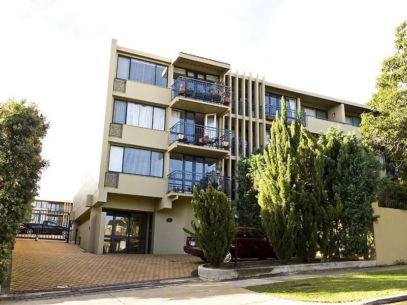 8/16 Hensman Street, South Perth WA 6151