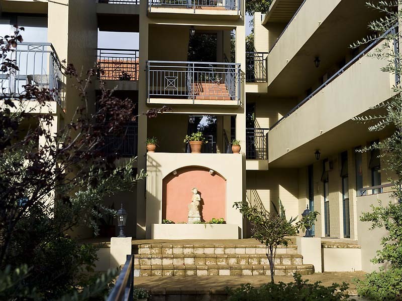 8/16 Hensman Street, South Perth WA 6151