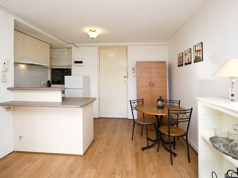 8/16 Hensman Street, South Perth WA 6151