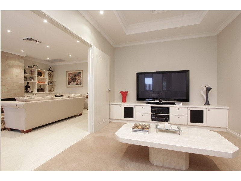 17A Hensman street, South Perth WA 6151