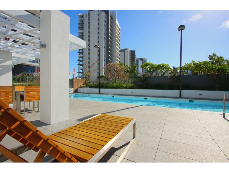 207/2 Oldfield Street, Burswood WA 6100