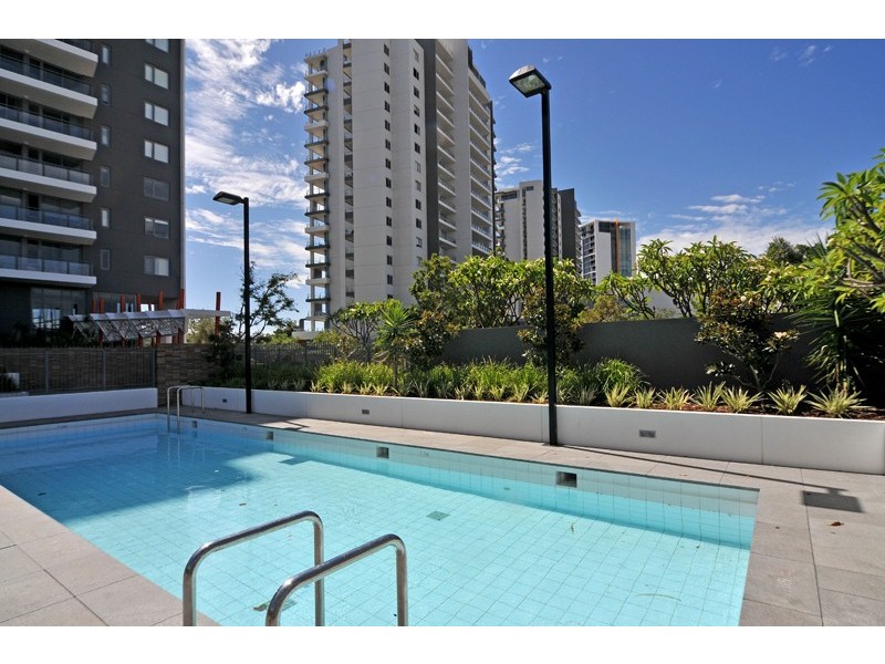 207/2 Oldfield Street, Burswood WA 6100