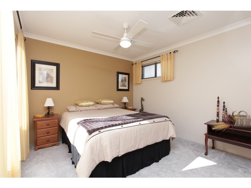 8 Waterview Parade, Ascot WA 6104