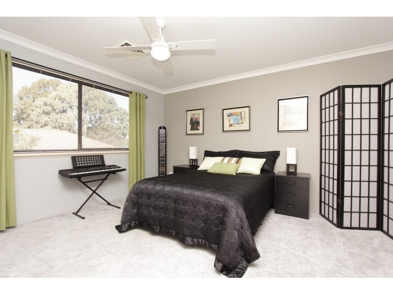 8 Waterview Parade, Ascot WA 6104