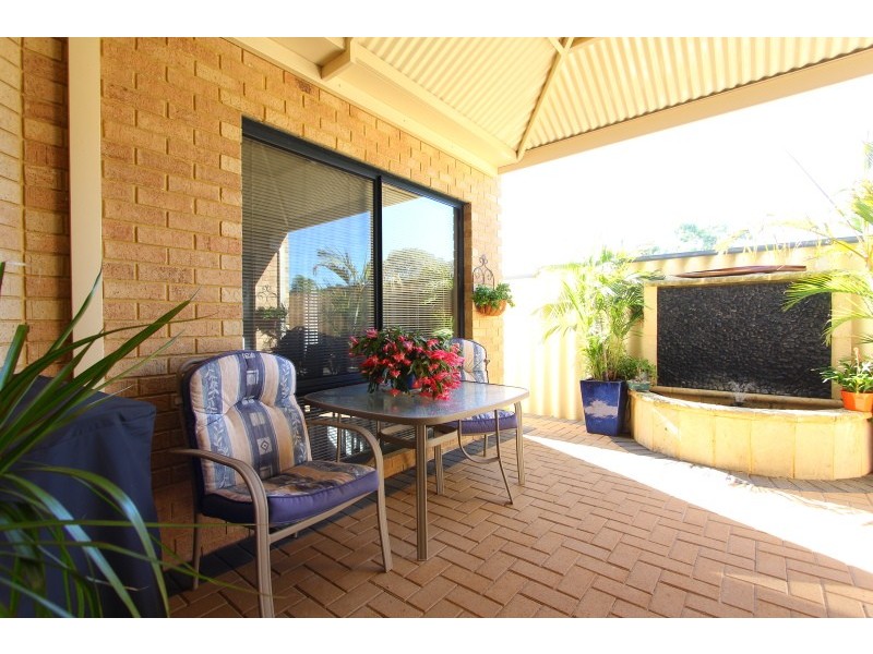 8 Waterview Parade, Ascot WA 6104