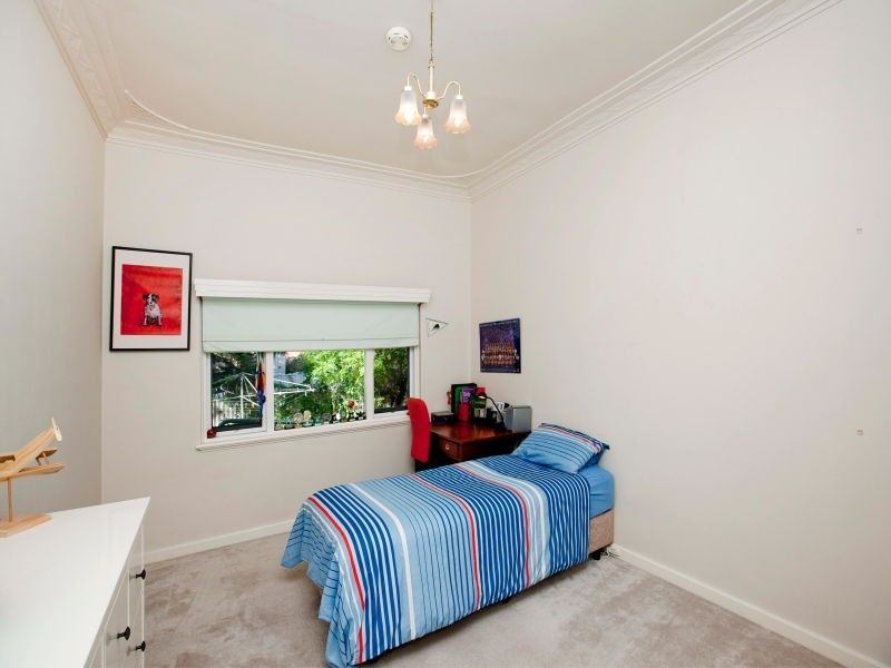 3 Ryrie Avenue, Como WA 6152