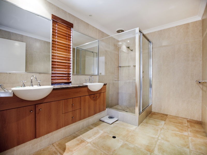 34 Roebuck Drive, Salter Point WA 6152