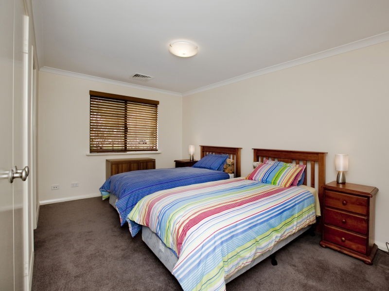 34 Roebuck Drive, Salter Point WA 6152