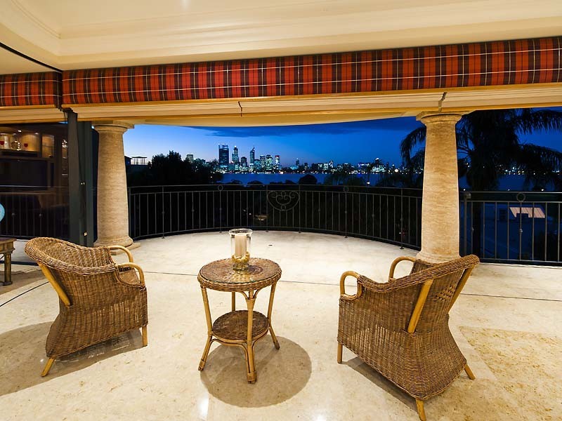 15 Hopetoun Street, South Perth WA 6151