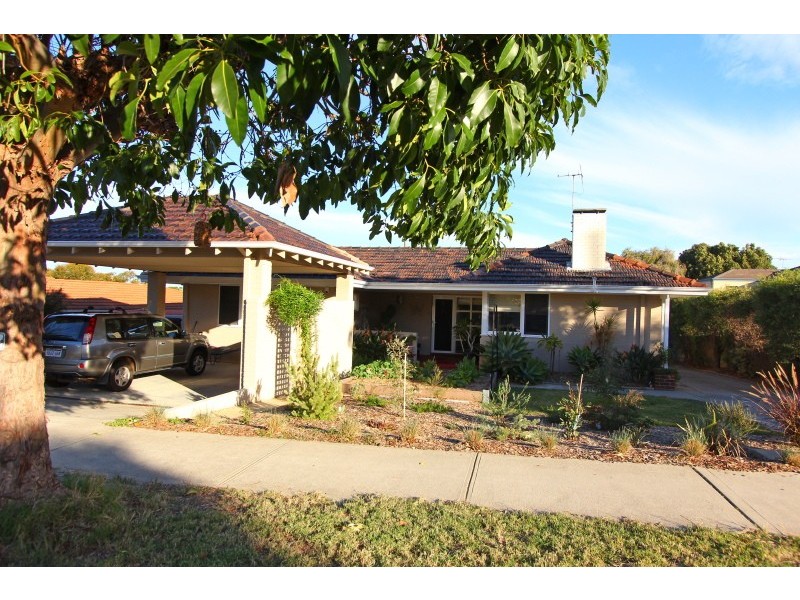 79 THELMA STREET, Como WA 6152