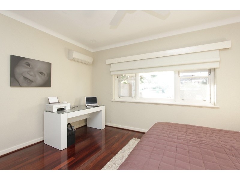 79 THELMA STREET, Como WA 6152